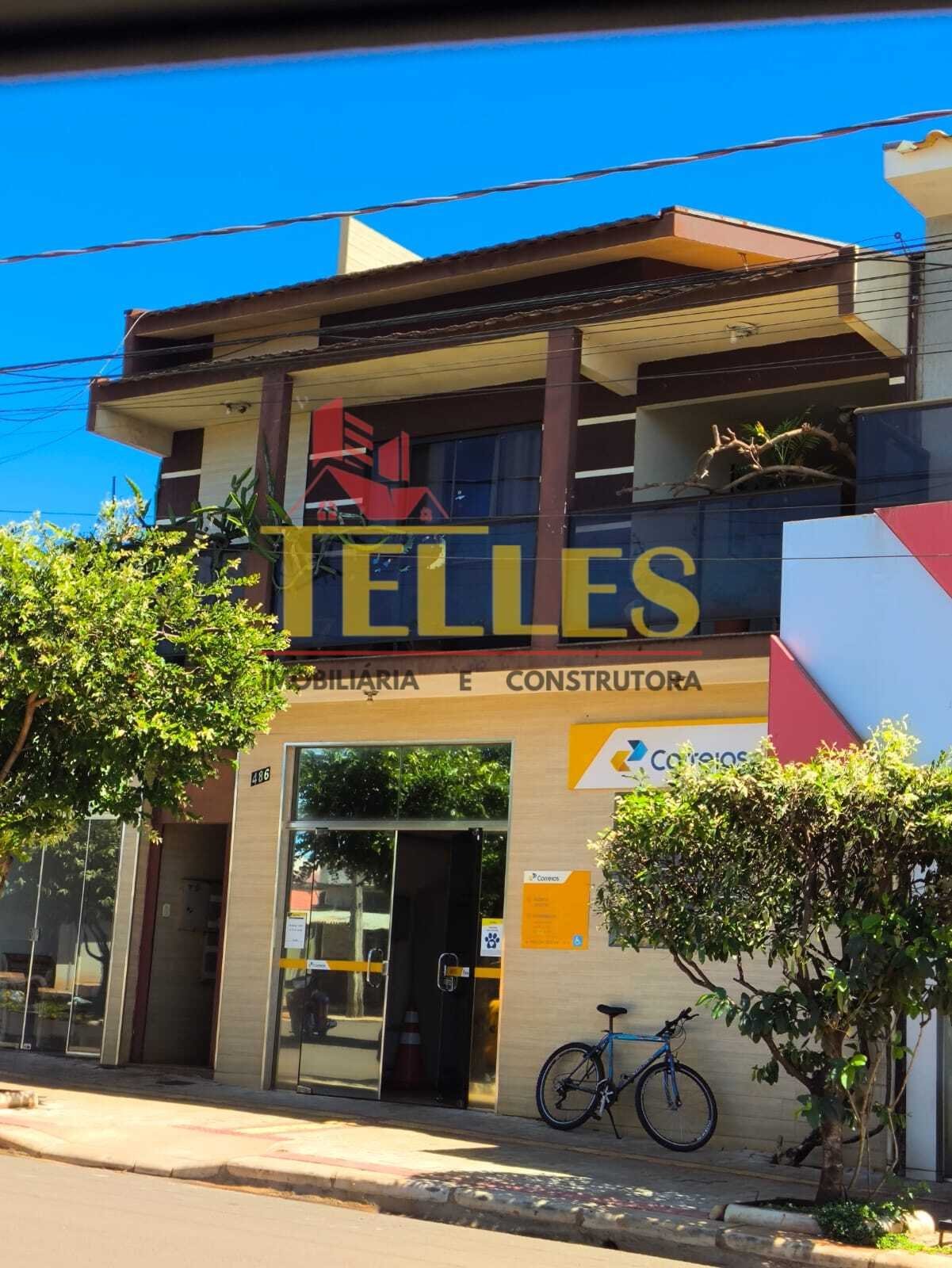 Casa e Ponto Comercial em Jesuítas