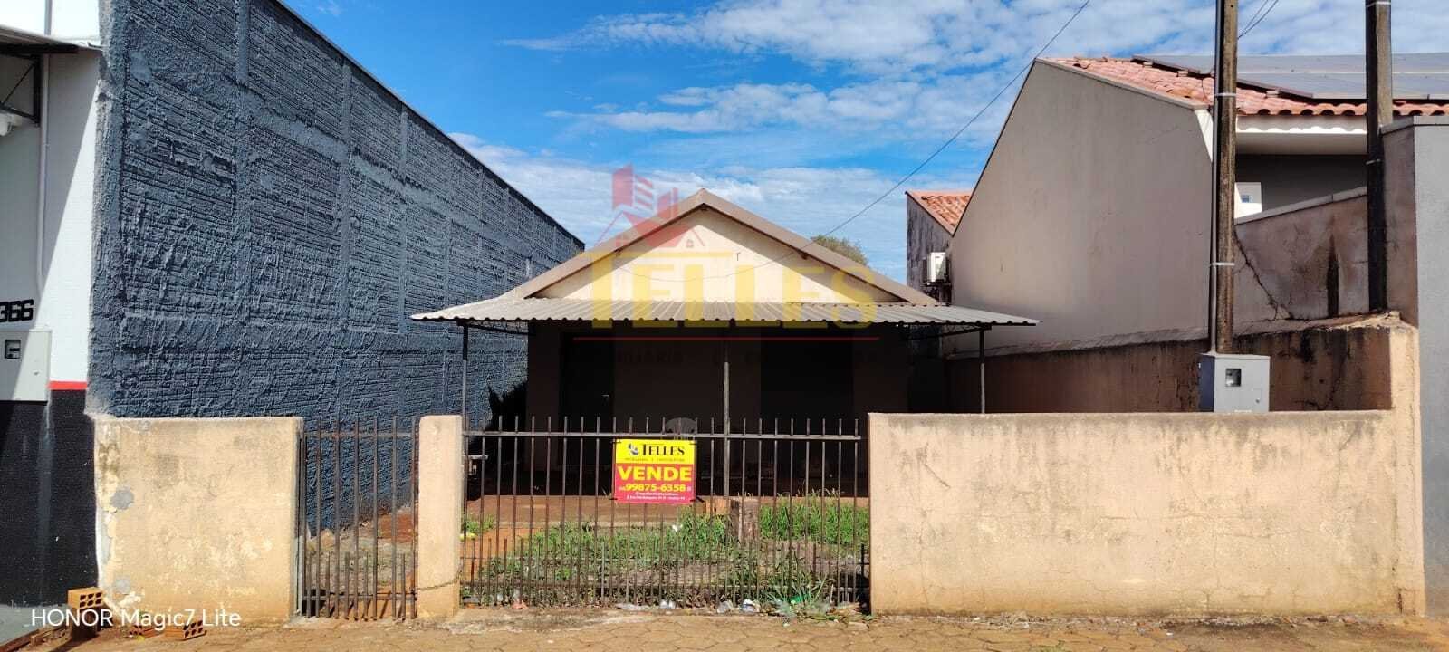 Casa na Av. Padre Inacio de Azevedo